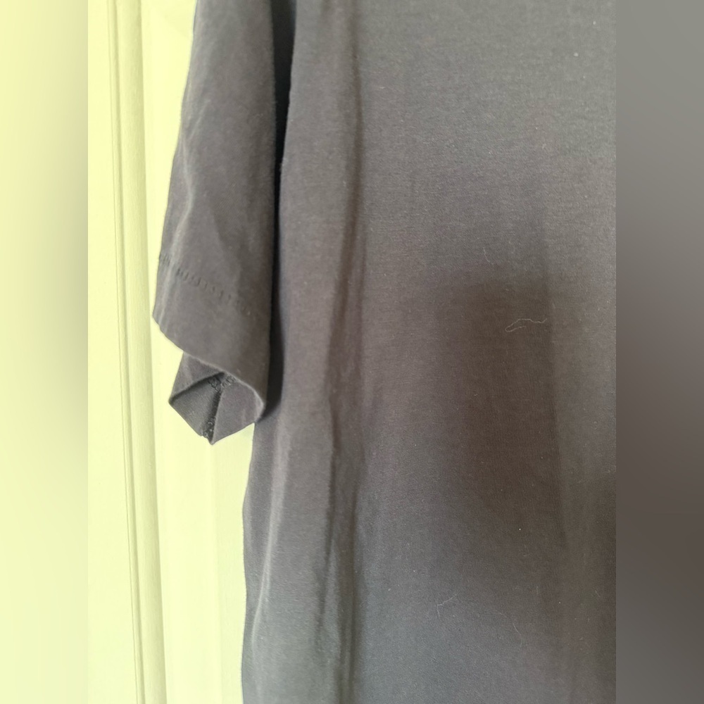 Uniqlo Men’s V Neck Black Short Sleeve Tee Shirt Size XXL NWOT 100% Cotton Soft - Picture 5 of 7